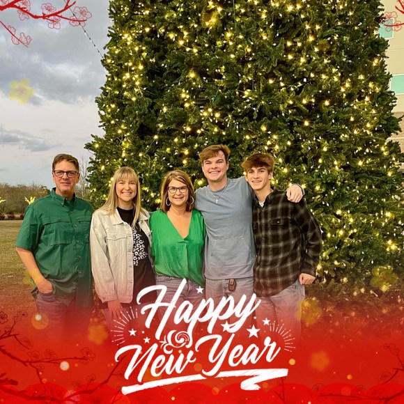 Meet your Posher, Mindy - Picture 1 of 1